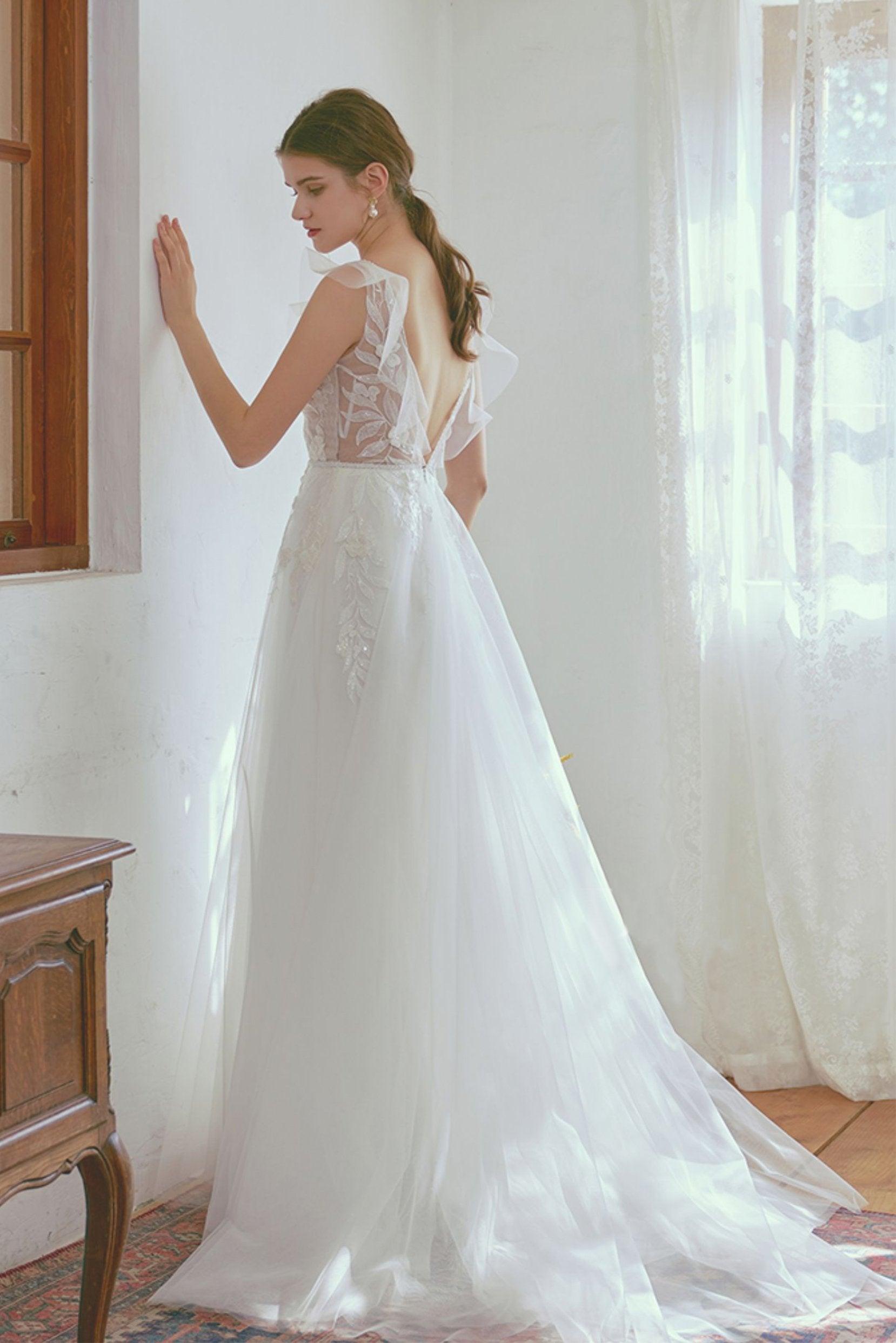 A-Line Floor Length Lace Tulle Wedding Dress CW2665 - COCOMELODY