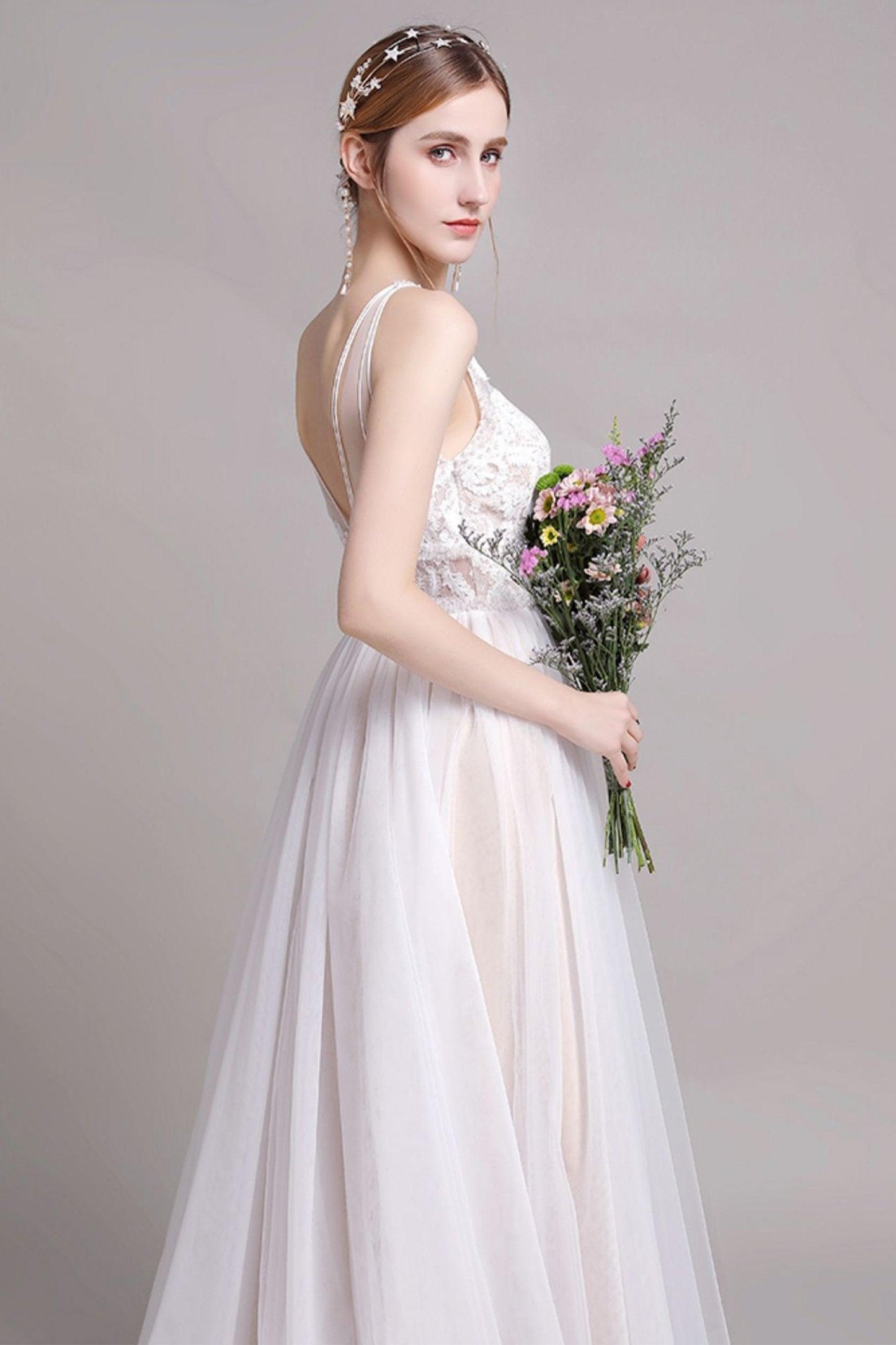 A-Line Sweep-Brush Train Lace Wedding Dress CW2765 - COCOMELODY