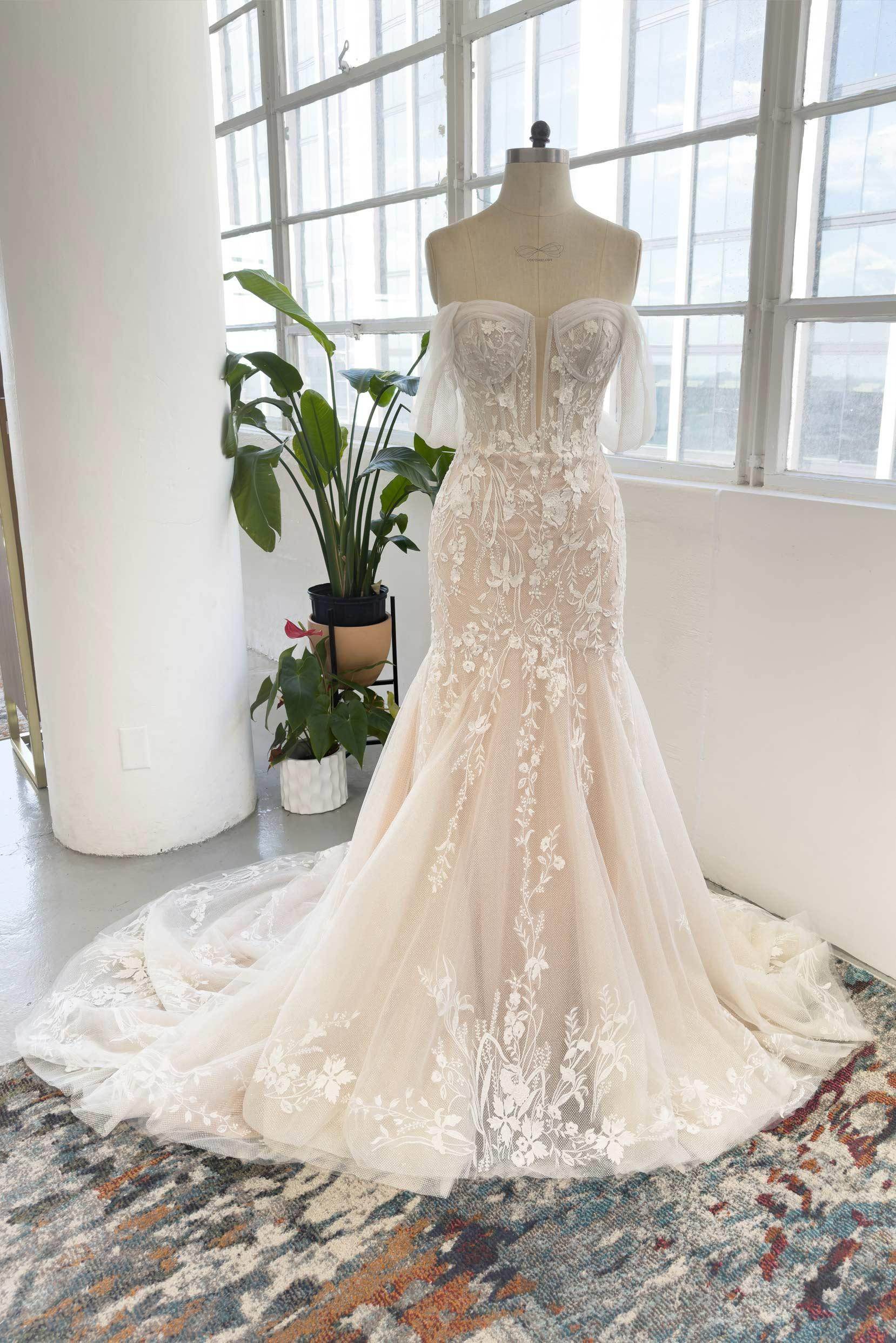 trumpet/mermaid sleeveless off-the-shoulder sweep/brush train lace tulle dresses Mermaid / Trumpet Prom Dresses Floral Dress Formal Sweep / Brush Train Sleeveless V Neck Tulle with Ruffles Appliques