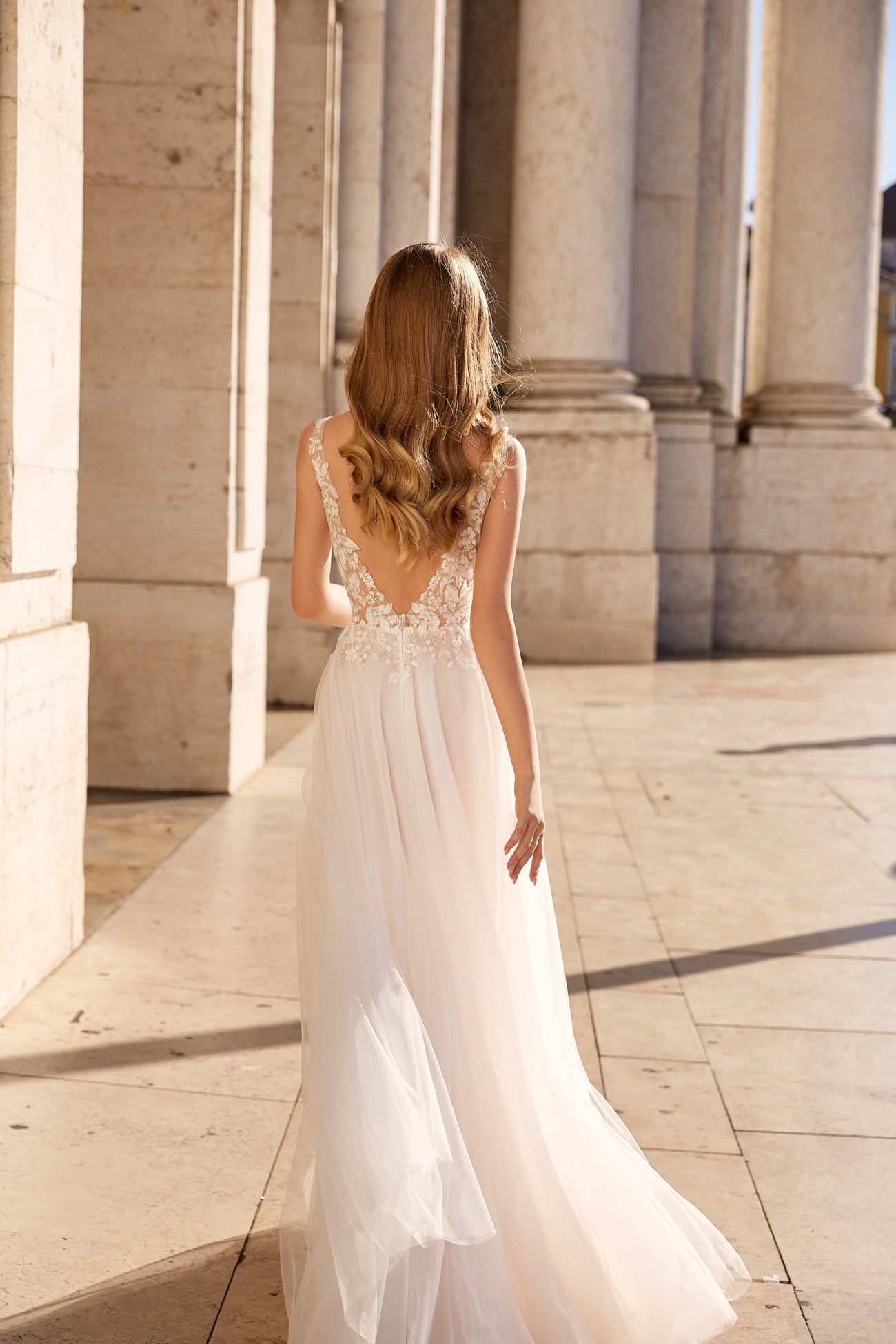 A-Line Sweep-Brush Train Lace Tulle Wedding Dress CW3108