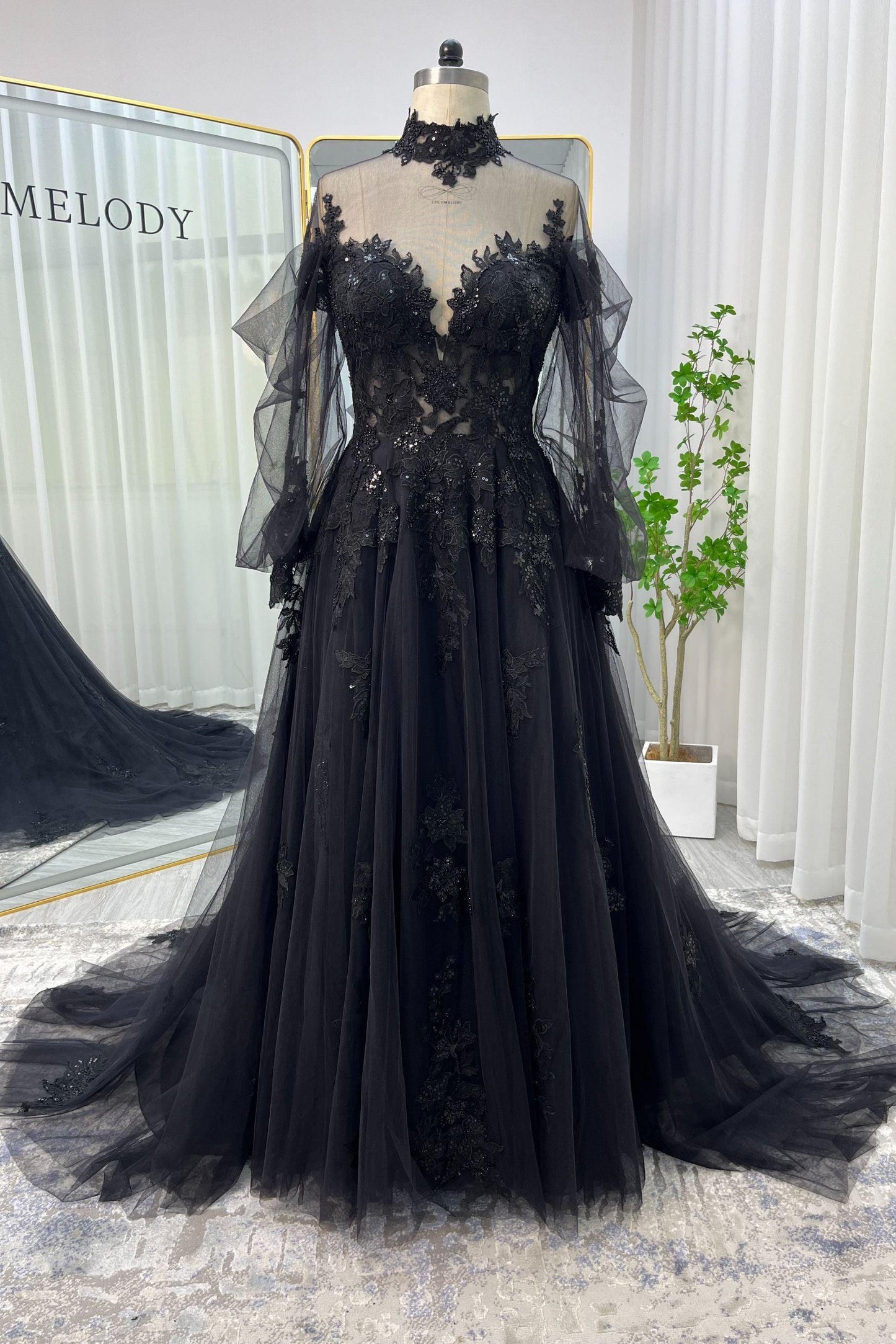 A-Line Court Train Lace Tulle Wedding Dress CW3156 - COCOMELODY