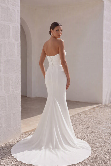 Trumpet-Mermaid Chapel Train Elastic Cloth Wedding Dress CW3246