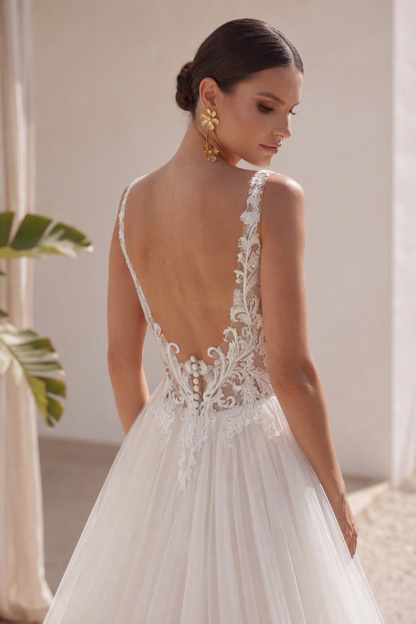 A-Line Court Train Lace Tulle Wedding Dress CW3262