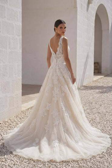 A-Line Court Train Tulle and Lace Wedding Dress CWAT16004