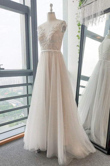A-Line Sweep-Brush Train Lace Tulle Wedding Dress CW2739 - COCOMELODY