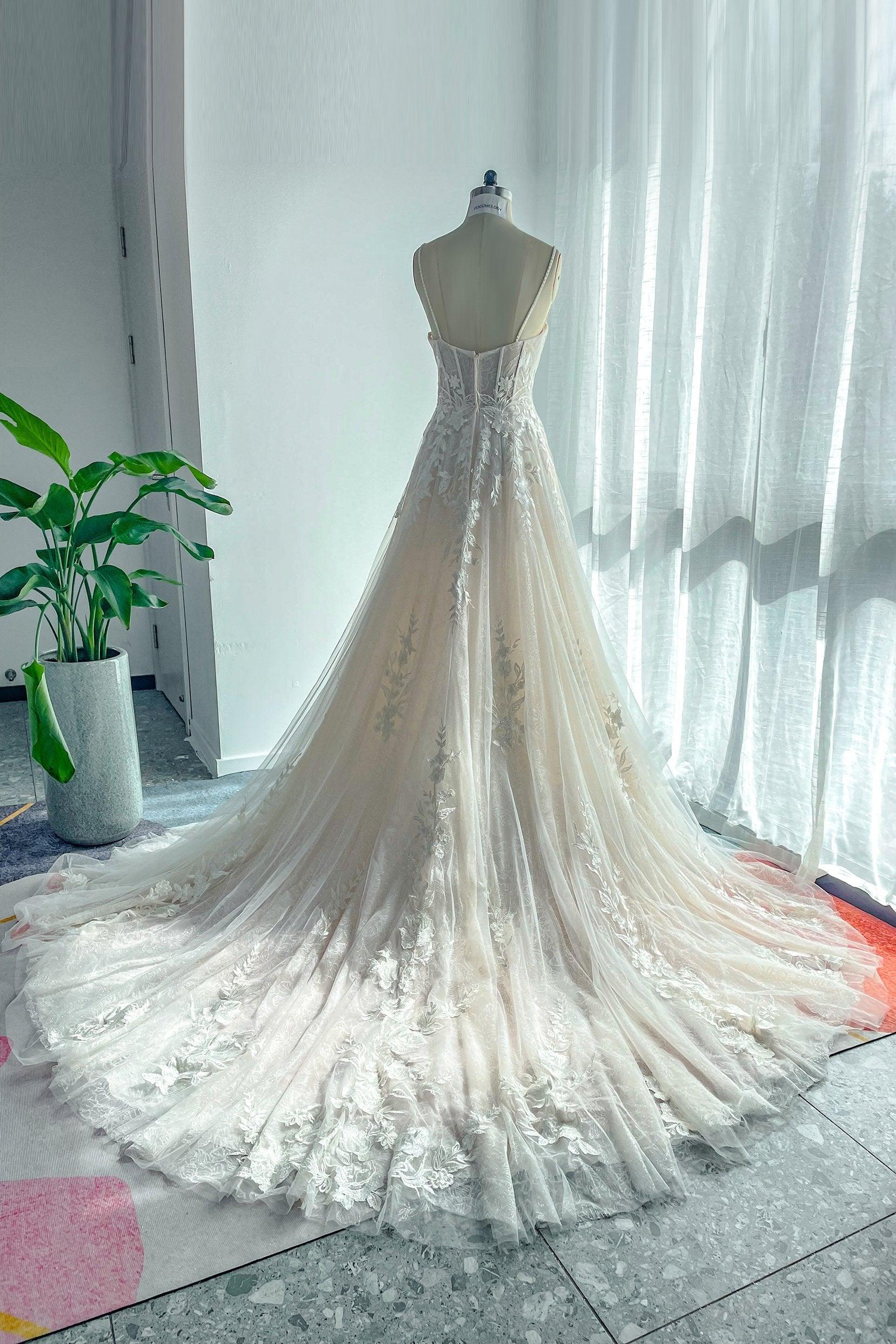 A-Line Court Train Lace Tulle Wedding Dress CW3140 - COCOMELODY
