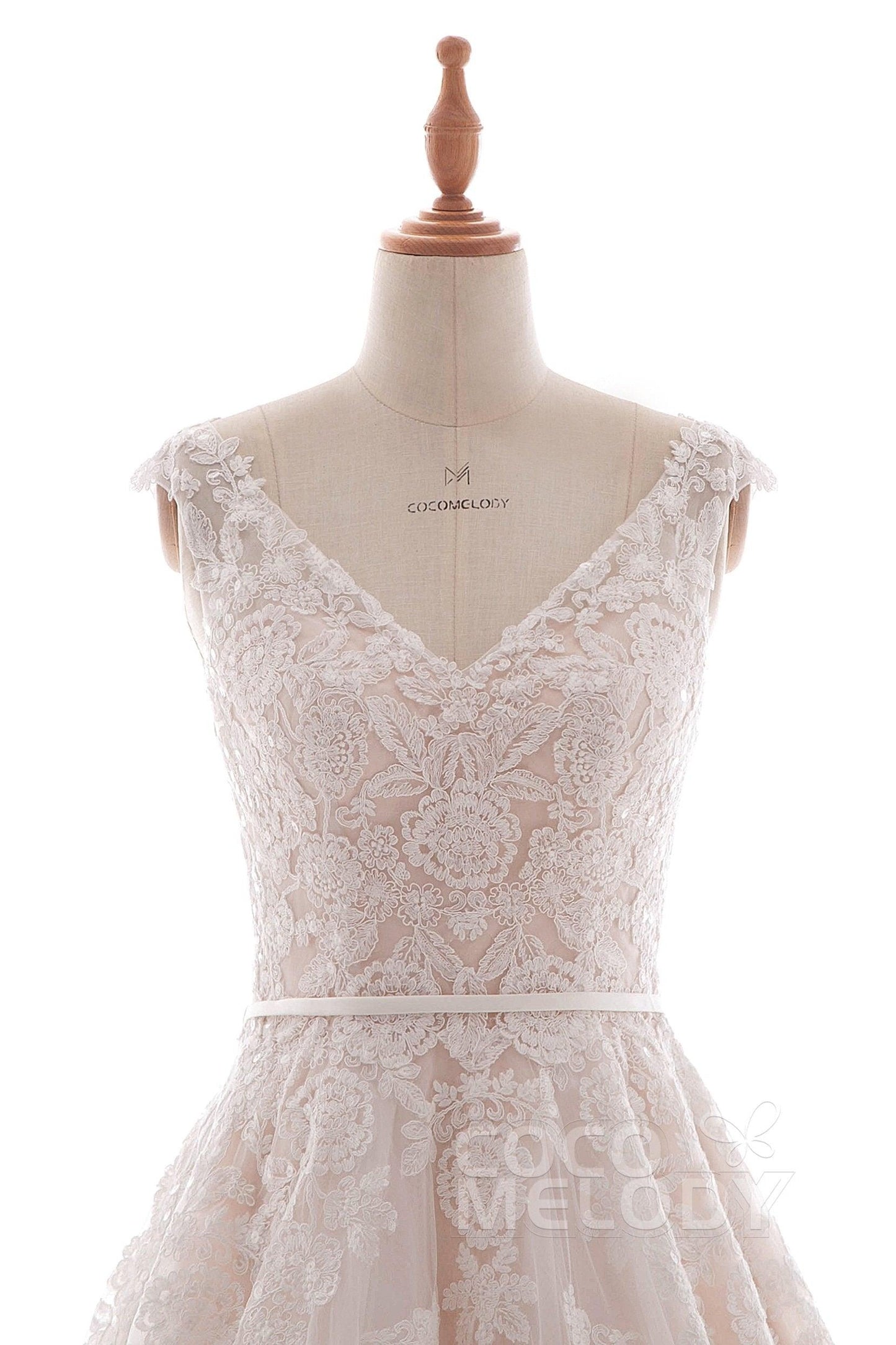 A-Line Court Train Lace and Tulle Wedding Dress LD4395 - COCOMELODY