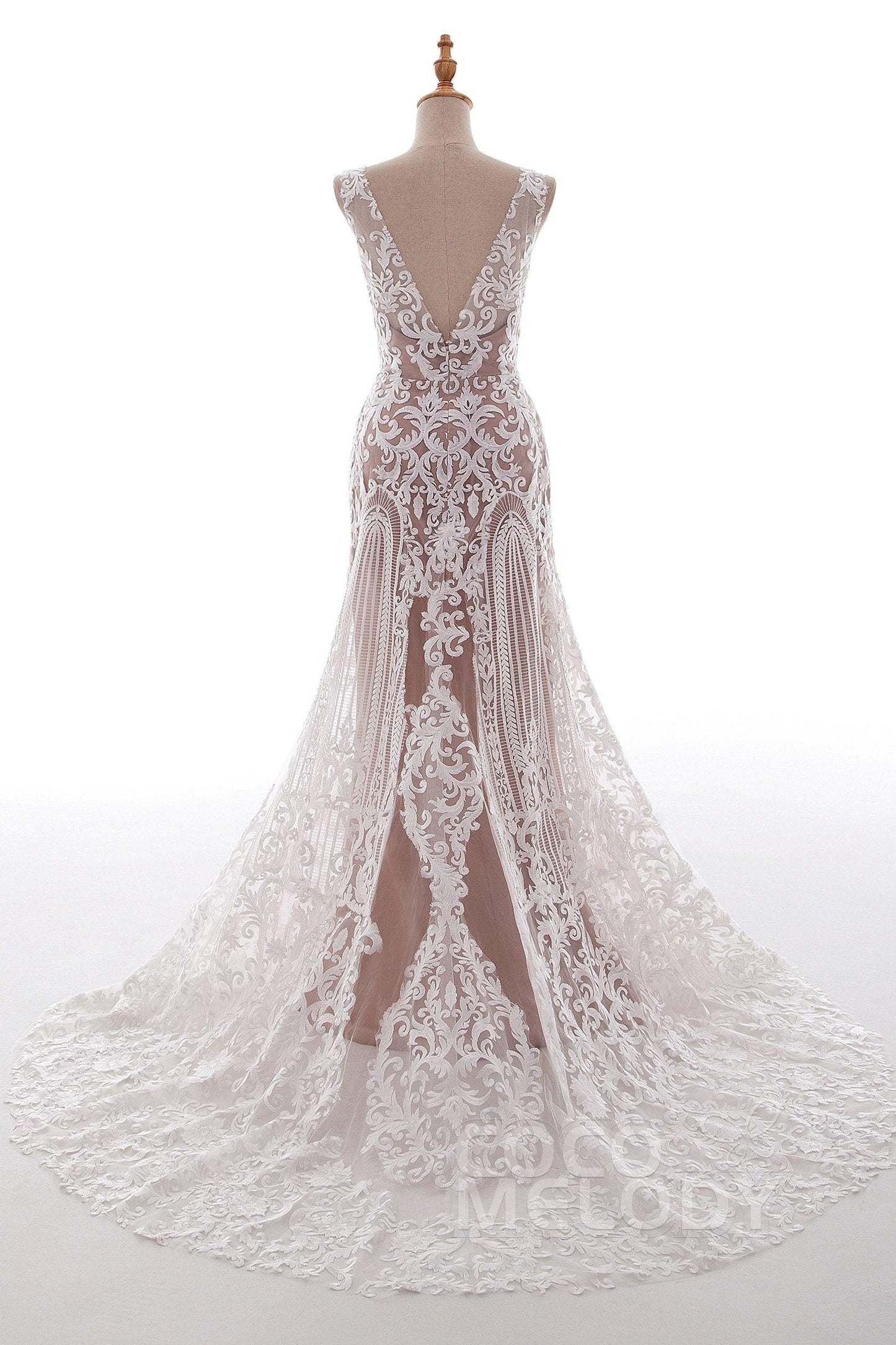 Sheath-Column Court Train Tulle Lace Wedding Dress LD4722 - COCOMELODY