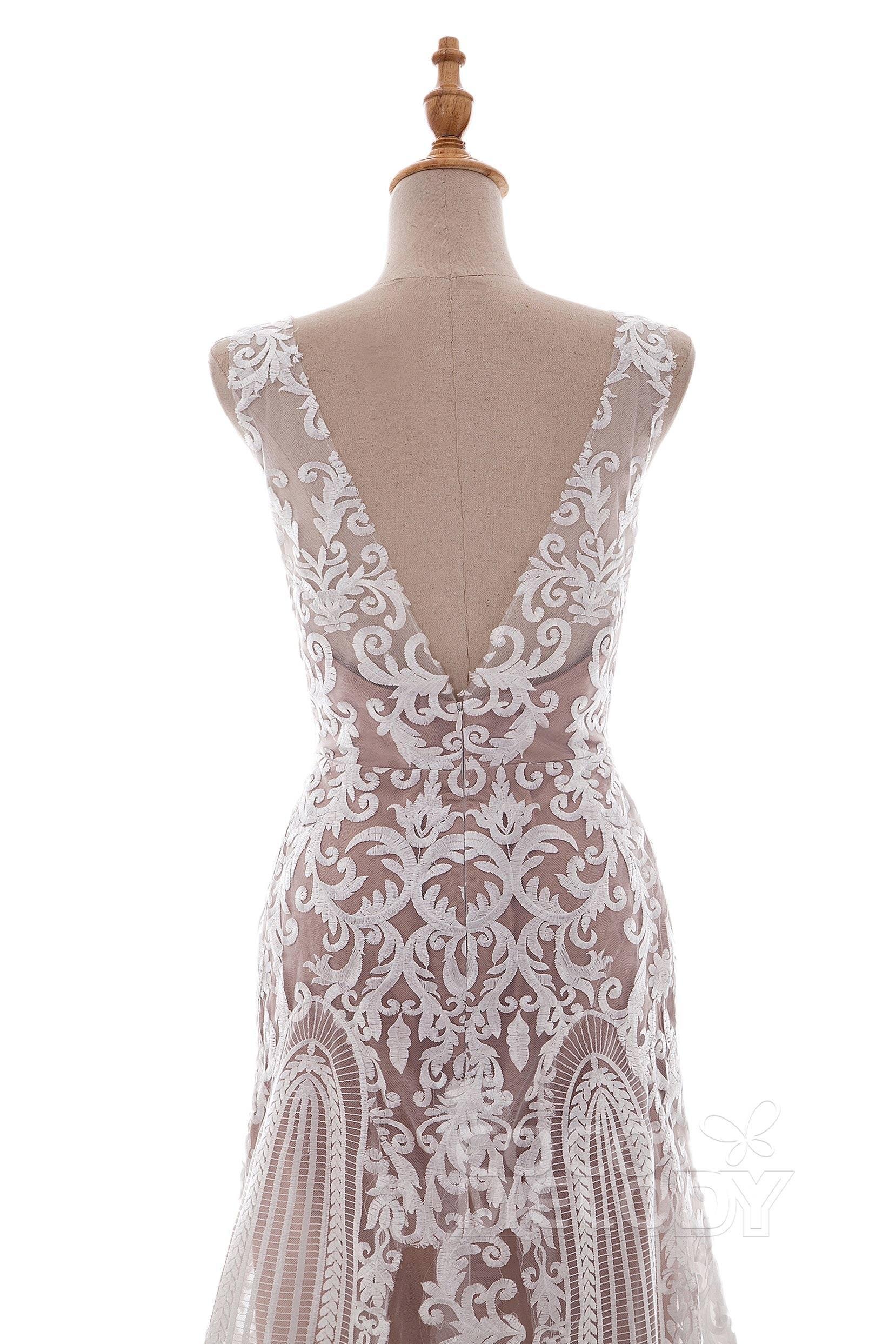 Sheath-Column Court Train Tulle Lace Wedding Dress LD4722 - COCOMELODY
