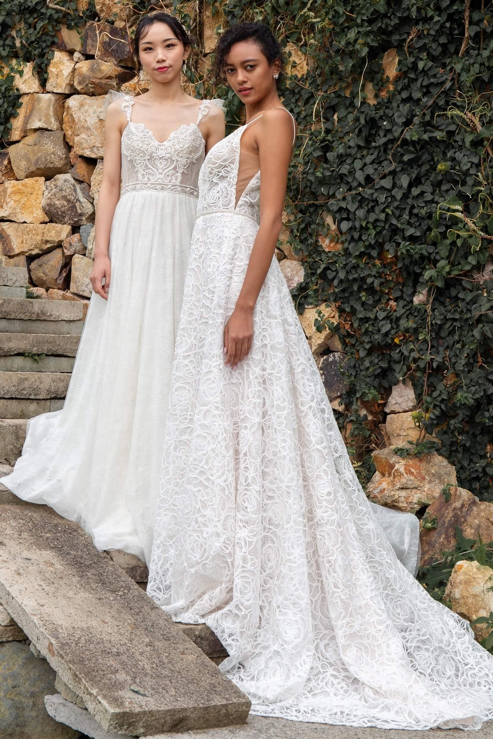 A-Line Court Train Lace Wedding Dress CW2378 - COCOMELODY