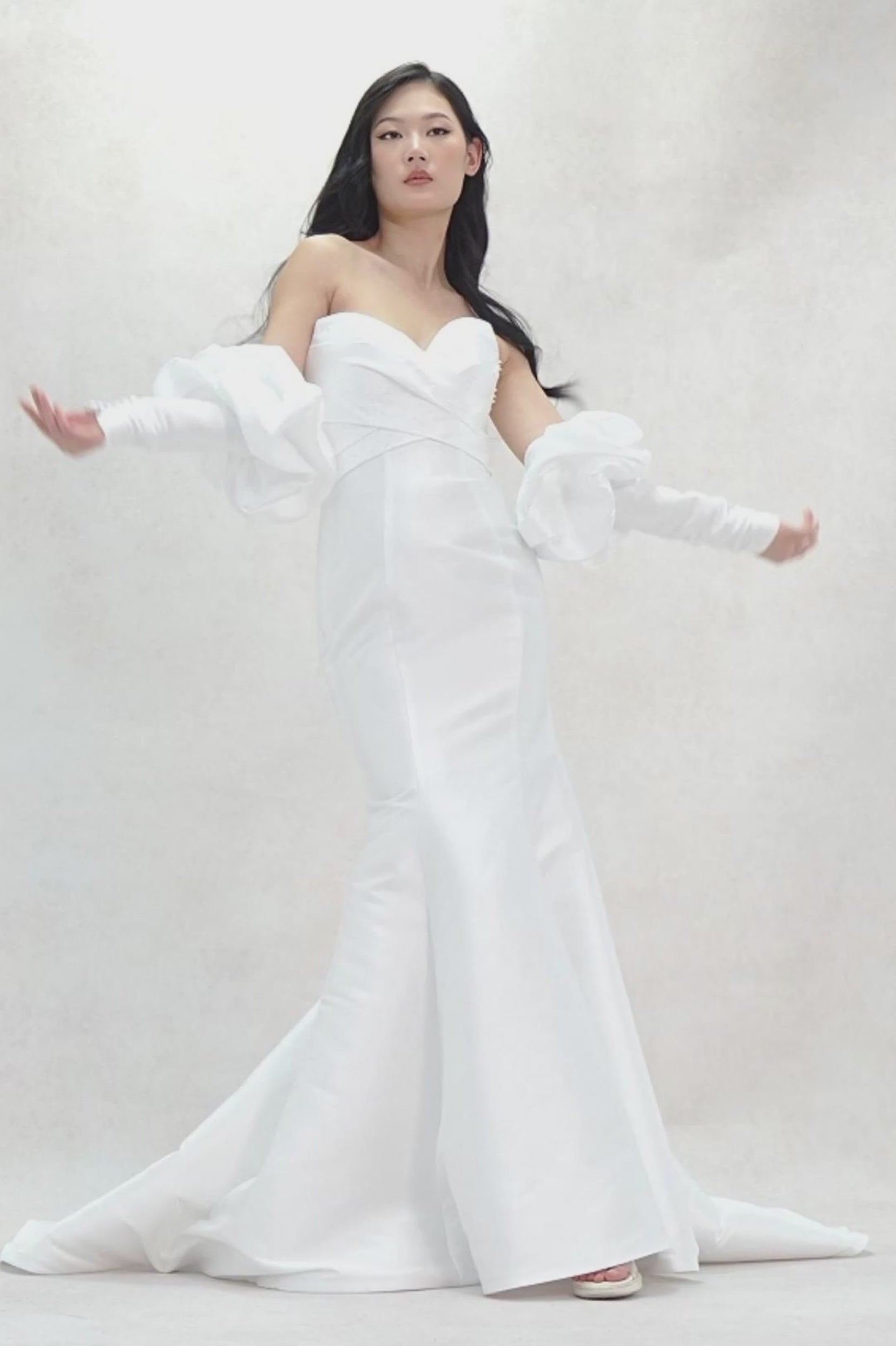 Trumpet-Mermaid Court Train Mikado Wedding Dress CW3649 - COCOMELODY