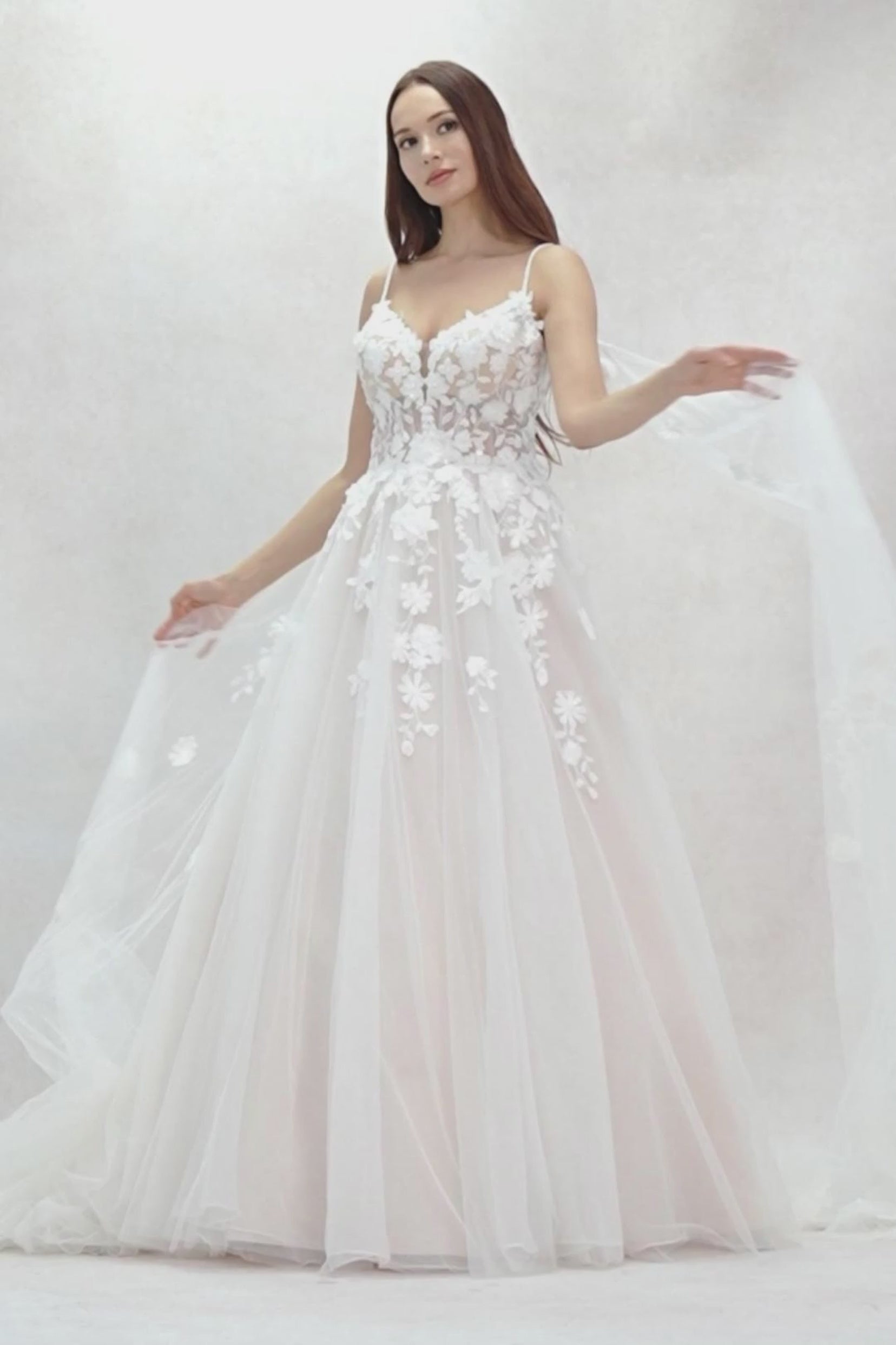A-Line Sweep-Brush Train Tulle Wedding Dress CW3629 - COCOMELODY