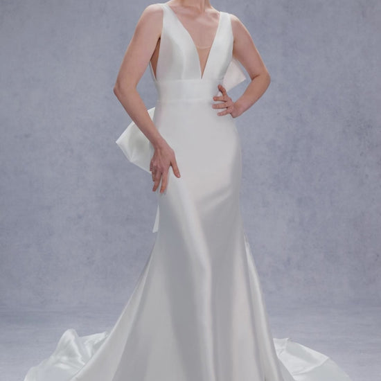 Trumpet-Mermaid Court Train Mikado Wedding Dress CW3356 - COCOMELODY