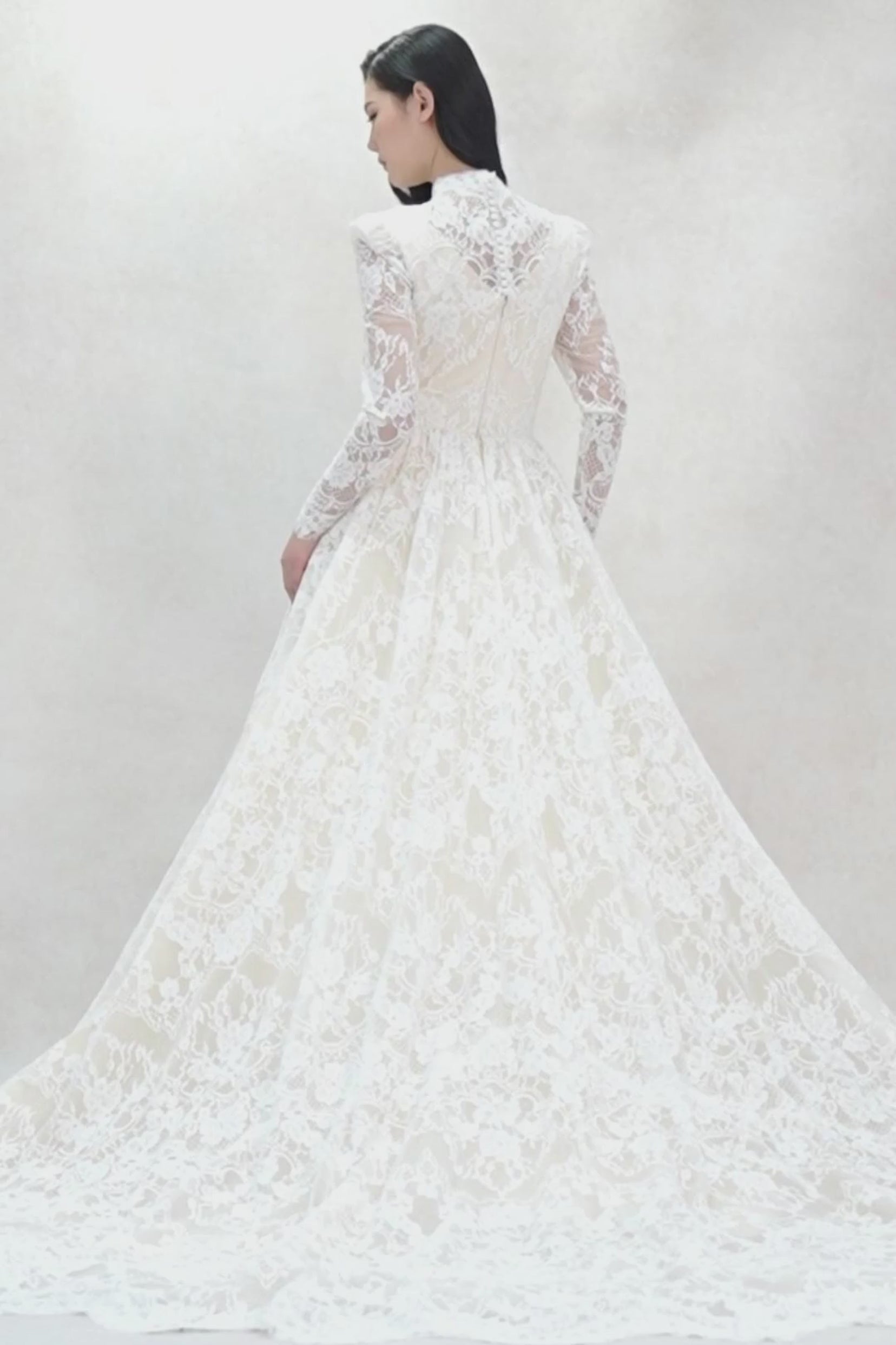 A-Line Chapel Train Lace Tulle Wedding Dress CW3646 - COCOMELODY