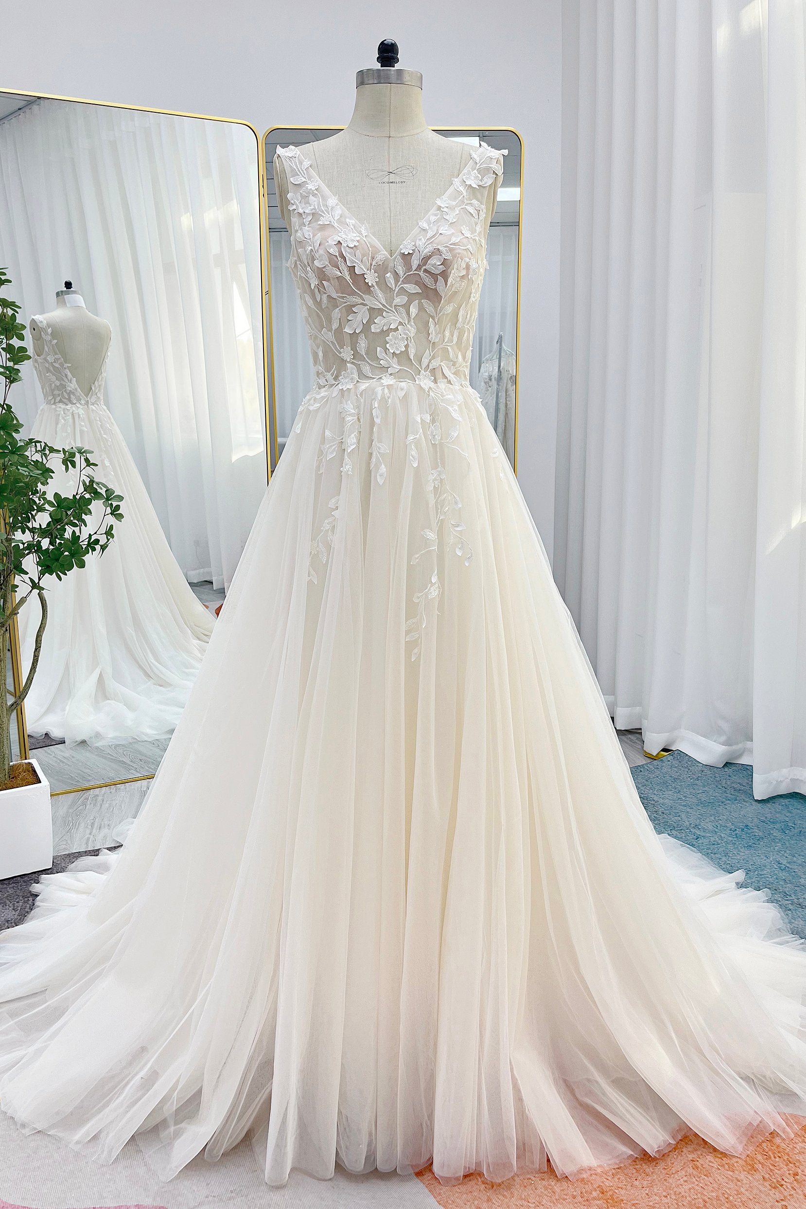 A-Line V-Neck Natural Court Train Lace Tulle Wedding Dress COCOMELODY CW3238, 35 Days / Black / US22-UK24-EUR52