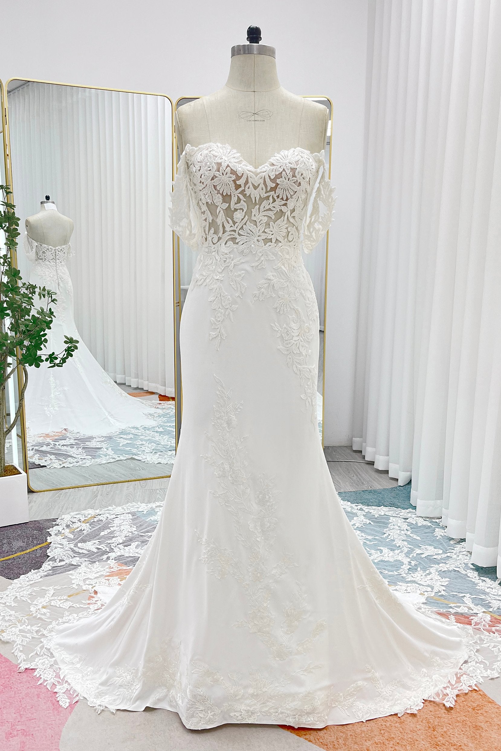 Mermaid Cathedral Train Lace Stretch Satin Wedding Dress COCOMELODY CW3270, 45 Days / Ivory / US4-UK6-EUR34 Mermaid Cathedral Train Lace Stretch Satin Wedding Dress COCOMELODY CW3270, 45 Days / Ivory / US4-UK6-EUR34