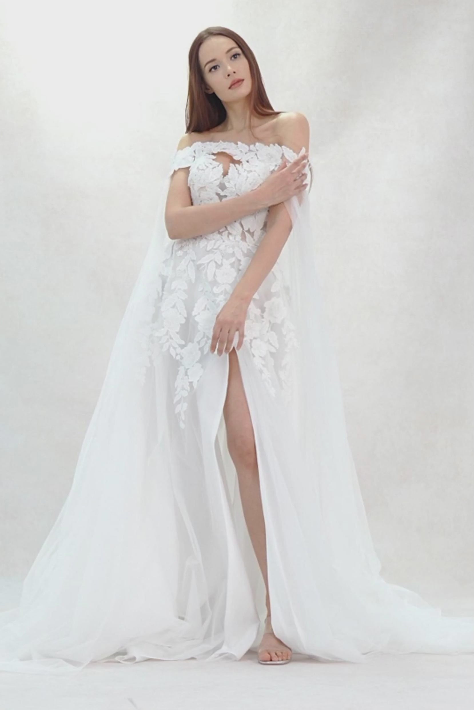 A-Line Sweep-Brush Train Tulle Wedding Dress CW3590 - COCOMELODY