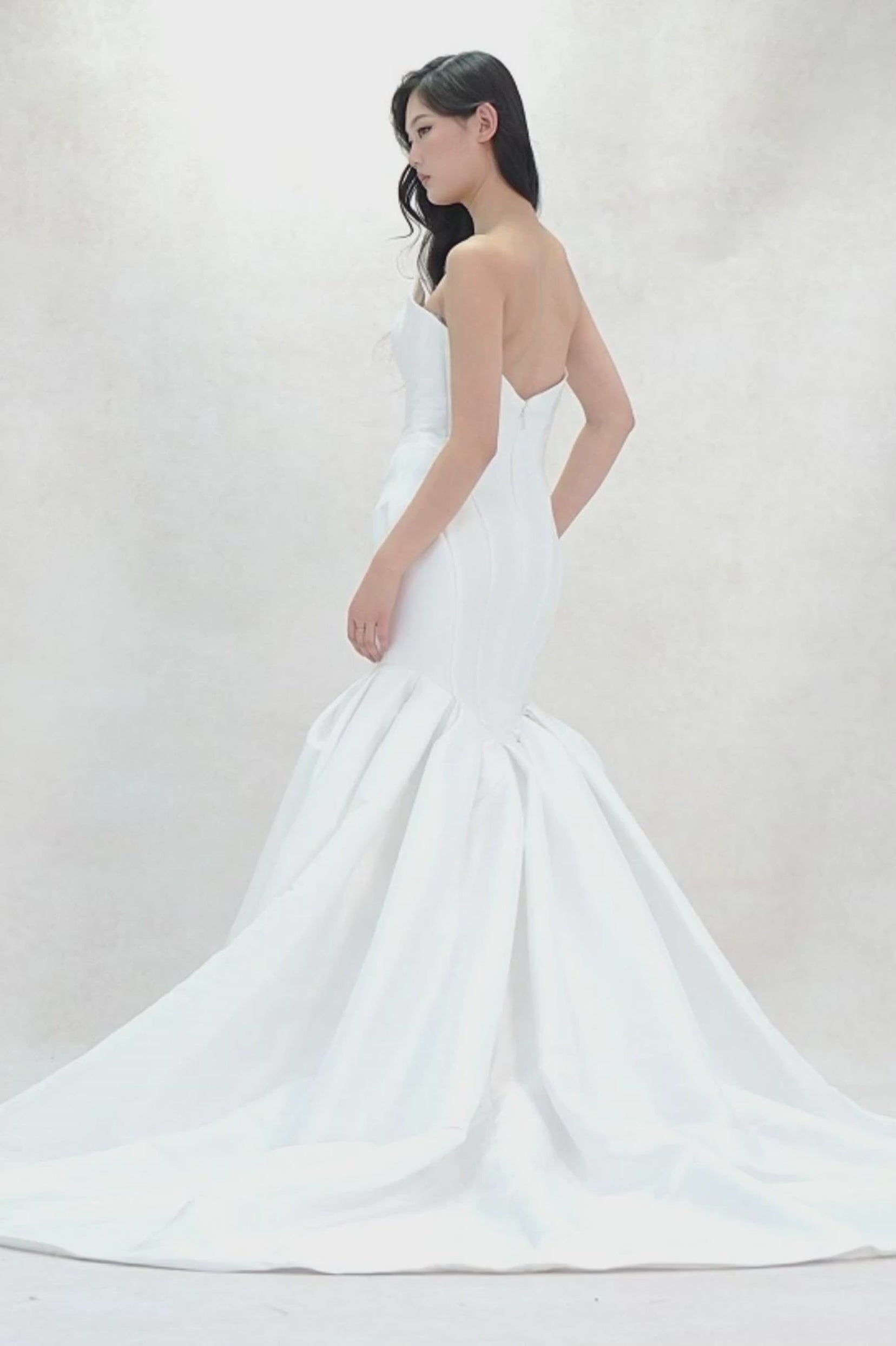 Trumpet-Mermaid Court Train Mikado Wedding Dress CW3650 - COCOMELODY